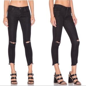 Free People Destroyed Ankle Skinny Jeans Raw hem Black Size 28